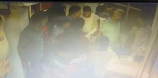 തൃശൂർ ചാവക്കാട് മണത്തല കെഎസ്ഇബി ഓഫീസിൽ ജീവനക്കാരന് മർദ്ദനം
