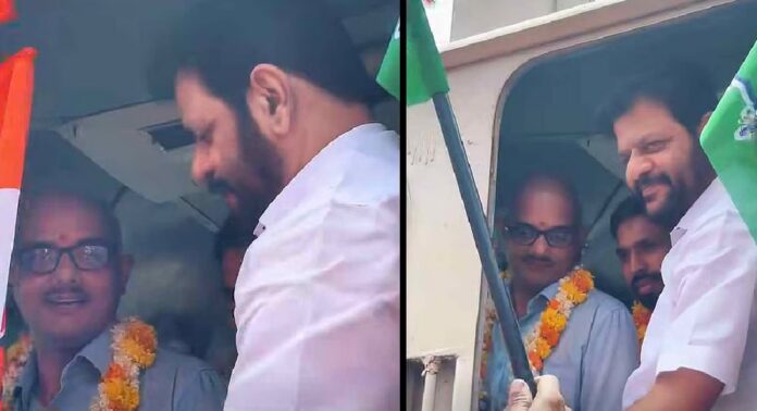 എറണാകുളം – ബെംഗളൂരു ഇന്റർസിറ്റി എക്സ്പ്രസിന് ഒറ്റപ്പാലത്ത് സ്റ്റോപ്പ് അനുവദിച്ചതിന് പിന്നാലെ റെയിൽവേ സ്റ്റേഷനിൽ രാഷ്ട്രീയപ്പോര് എറണാകുളം – ബെംഗളൂരു ഇന്റർസിറ്റി എക്സ്പ്രസിന് ഒറ്റപ്പാലത്ത് സ്റ്റോപ്പ് അനുവദിച്ചതിന് പിന്നാലെ റെയിൽവേ സ്റ്റേഷനിൽ രാഷ്ട്രീയപ്പോര്