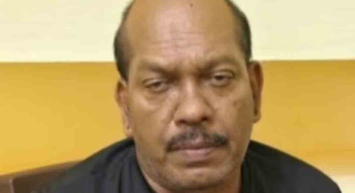 സ്കൂളിന് സമീപത്തു നിന്നും എംഡിഎംഎയുമായി മധ്യവയസ്കൻ പിടിയിൽ സ്കൂളിന് സമീപത്തു നിന്നും എംഡിഎംഎയുമായി മധ്യവയസ്കൻ പിടിയിൽ