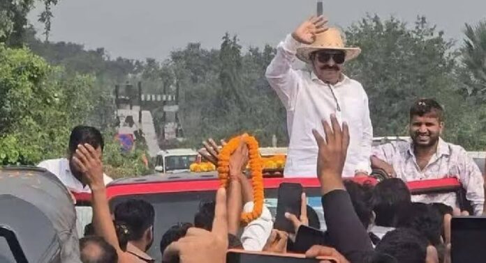 ‘നിതീഷ് കുമാറിന്റെ രാഷ്ട്രീയ നേട്ടങ്ങൾക്കായി ഒമ്പത് പേരെ കൊന്നുതള്ളി’ ; ബിഹാറിനെ ഞെട്ടിച്ച് ജെഡിയു എംഎൽഎയുടെ വെളിപ്പെടുത്തൽ ‘നിതീഷ് കുമാറിന്റെ രാഷ്ട്രീയ നേട്ടങ്ങൾക്കായി ഒമ്പത് പേരെ കൊന്നുതള്ളി’ ; ബിഹാറിനെ ഞെട്ടിച്ച് ജെഡിയു എംഎൽഎയുടെ വെളിപ്പെടുത്തൽ