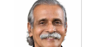 എഴുത്തുകൂട്ടം സാംസ്കാരിക വേദിയുടെ മൂന്നാമത് കണ്ണശ്ശ സാഹിത്യ പുരസ്കാരം കല്പറ്റ നാരായണന്