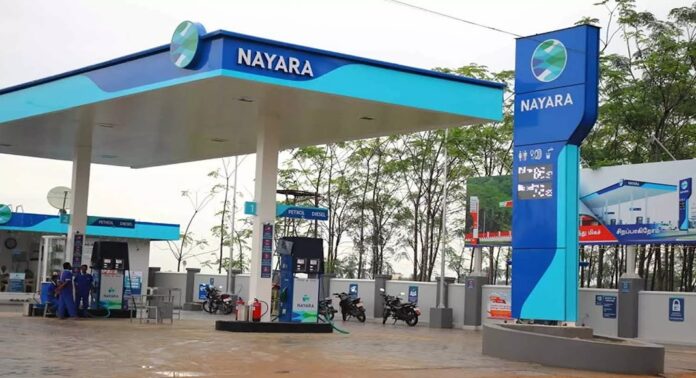 ഇന്ധനവിതരണ റീടെയില് ശൃംഖലയായ നയാര എനര്ജി പെട്രോള്, ഡീസല് വില വര്ധിപ്പിച്ചു ഇന്ധനവിതരണ റീടെയില് ശൃംഖലയായ നയാര എനര്ജി പെട്രോള്, ഡീസല് വില വര്ധിപ്പിച്ചു