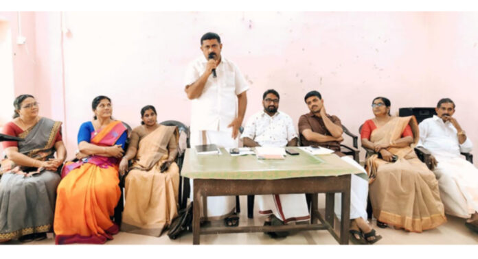 തദ്ദേശ സ്ഥാപനങ്ങളിലെ ജനപ്രതിനിധികളുടെ ഓണറേറിയം വര്ധിപ്പിക്കണം : കേരള ഗ്രാമപഞ്ചായത്ത് അസോസിയേഷന് തദ്ദേശ സ്ഥാപനങ്ങളിലെ ജനപ്രതിനിധികളുടെ ഓണറേറിയം വര്ധിപ്പിക്കണം : കേരള ഗ്രാമപഞ്ചായത്ത് അസോസിയേഷന്